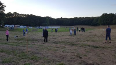 Brännboll i sommarkvällen under Havs-OL 2017. Vi bodde då många på Järnaviks camping. 