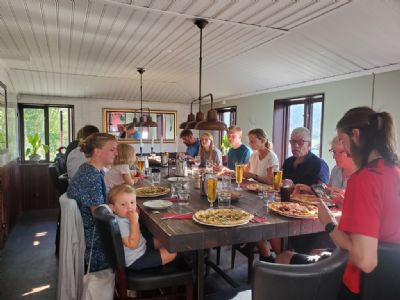 En annorlunda kycklingkväll på en restaurang. Det funkade bra det med och vi fick en trevlig kväll tillsammans.