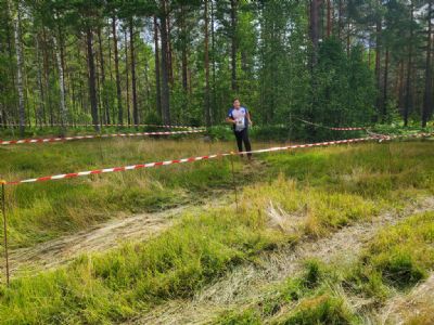 Göran på sträcka 17 svänger in på upploppet.