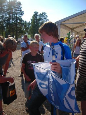 Albin efter prisutdelningen på sista etappen av 5-dagars i Hälsingland.