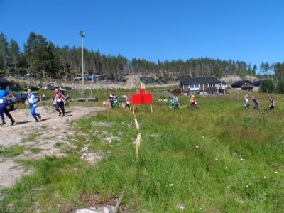 Sistakontrollen vid 3:e etappen i Boden som gick vid Storklinten. Den fantastiska variationen mellan olika 5-dagars är en del av tävlingarnas storhet.