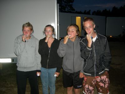 Tandborstningsgänget vid 5-Dagars i Eksjö 2009. 