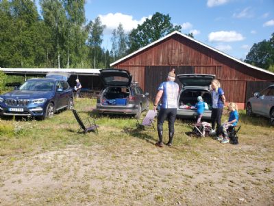Bild fr&aring;n v&aring;r OL-tr&auml;ning vid Degerhyltans s&aring;gverk i augusti 2025. P&aring; onsdag samlas alla som &auml;r daglediga d&auml;r f&ouml;r finfin orientering!