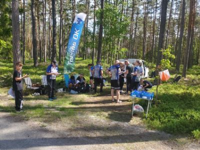M&aring;nga bl&aring;vita orienterare samlades f&ouml;r att springa p&aring; v&aring;r nya karta som delvis &auml;r klar.