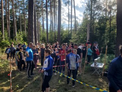 F&ouml;rv&auml;ntansfullt innan start. 