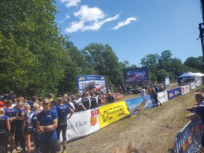 Damernas prispall med svenskt h&ouml;gst upp. 